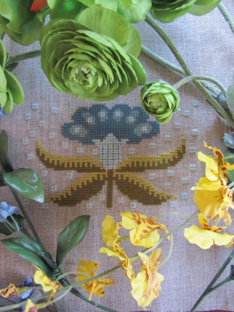 Funky Flower Molly, Counted Cross Stitch Chart
