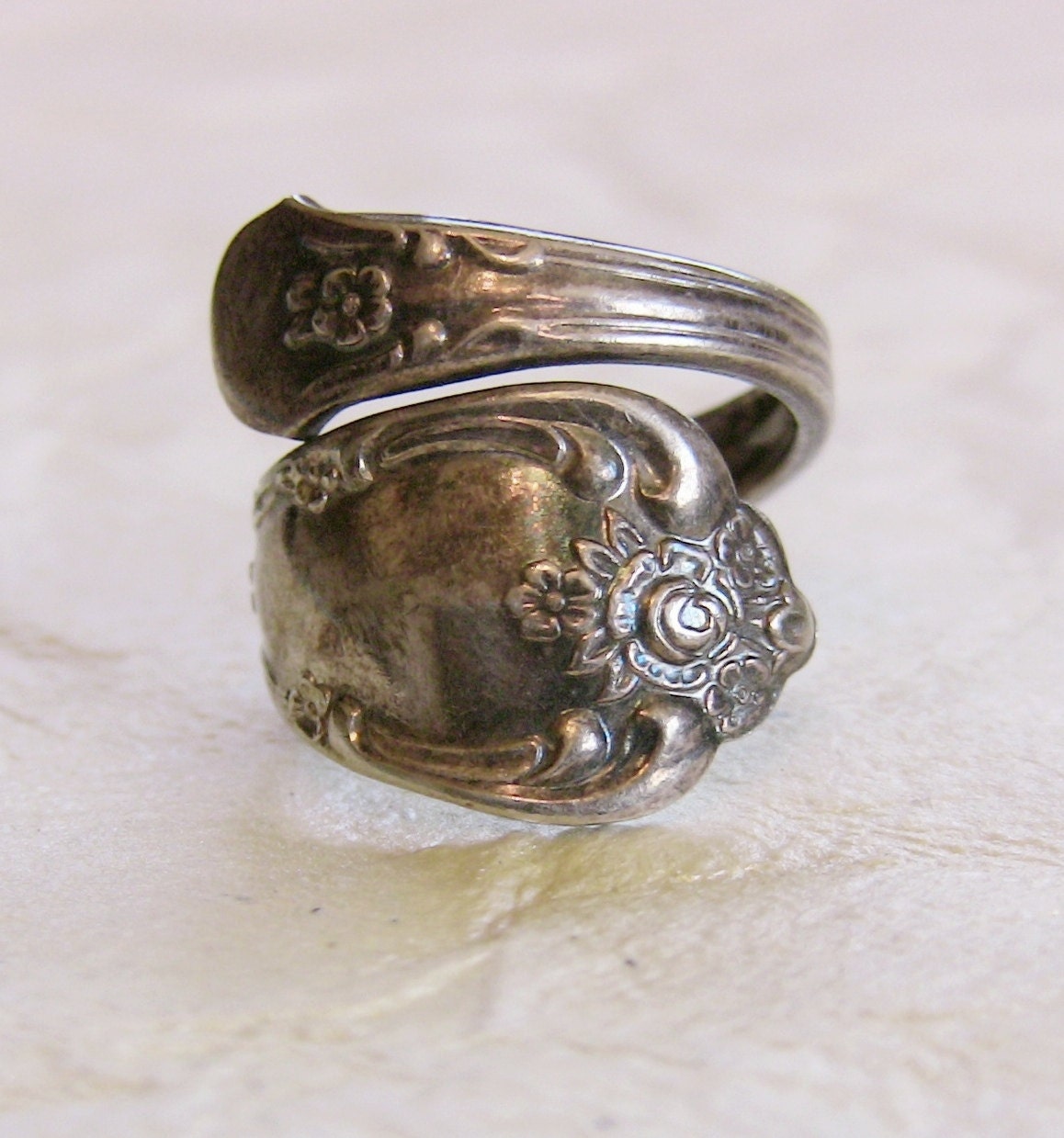 Vintage WM. A. Rogers Oneida Spoon Ring by deloreansantfarm