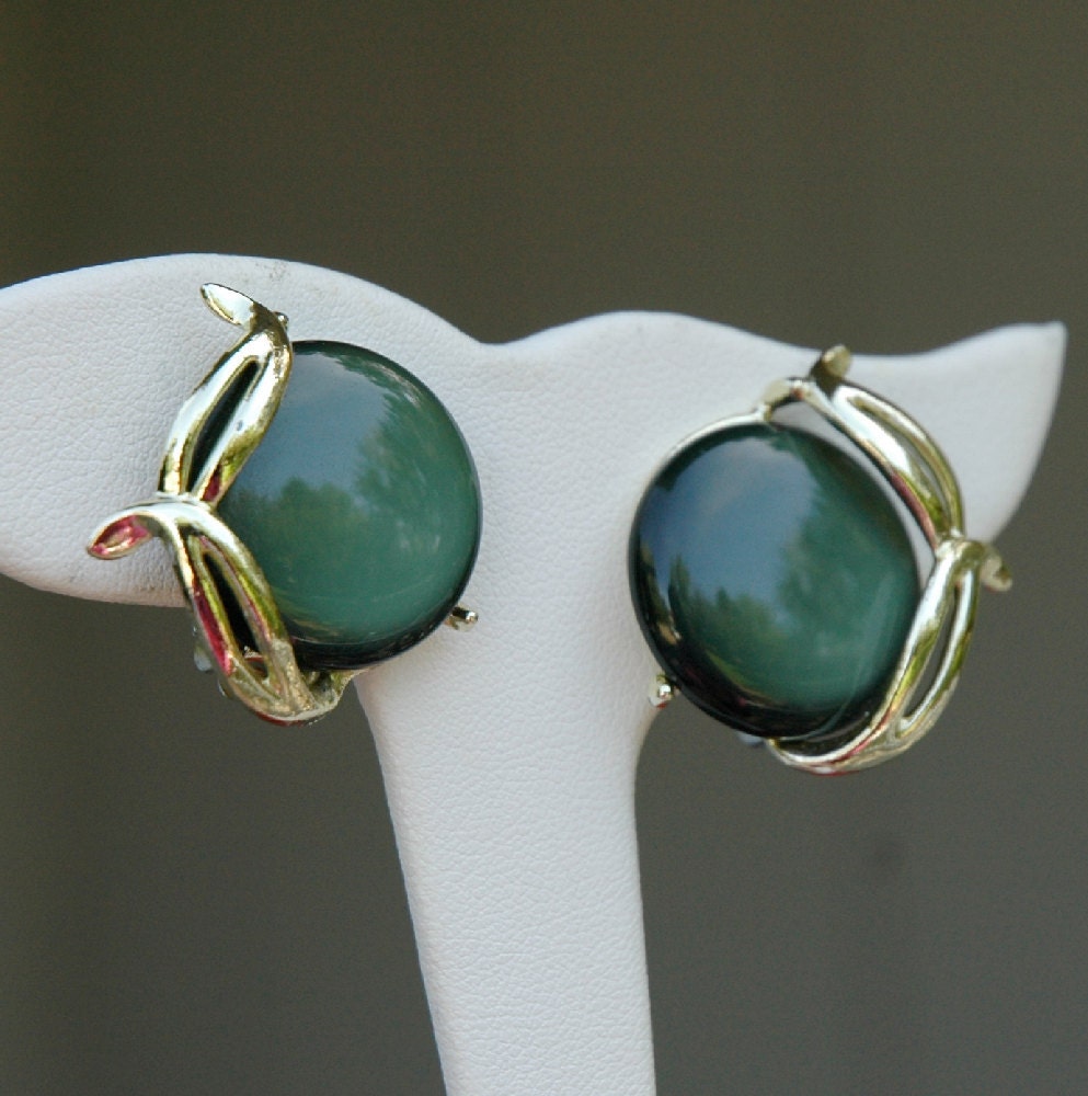 Vintage Green Thermoset or Lucite Earrings