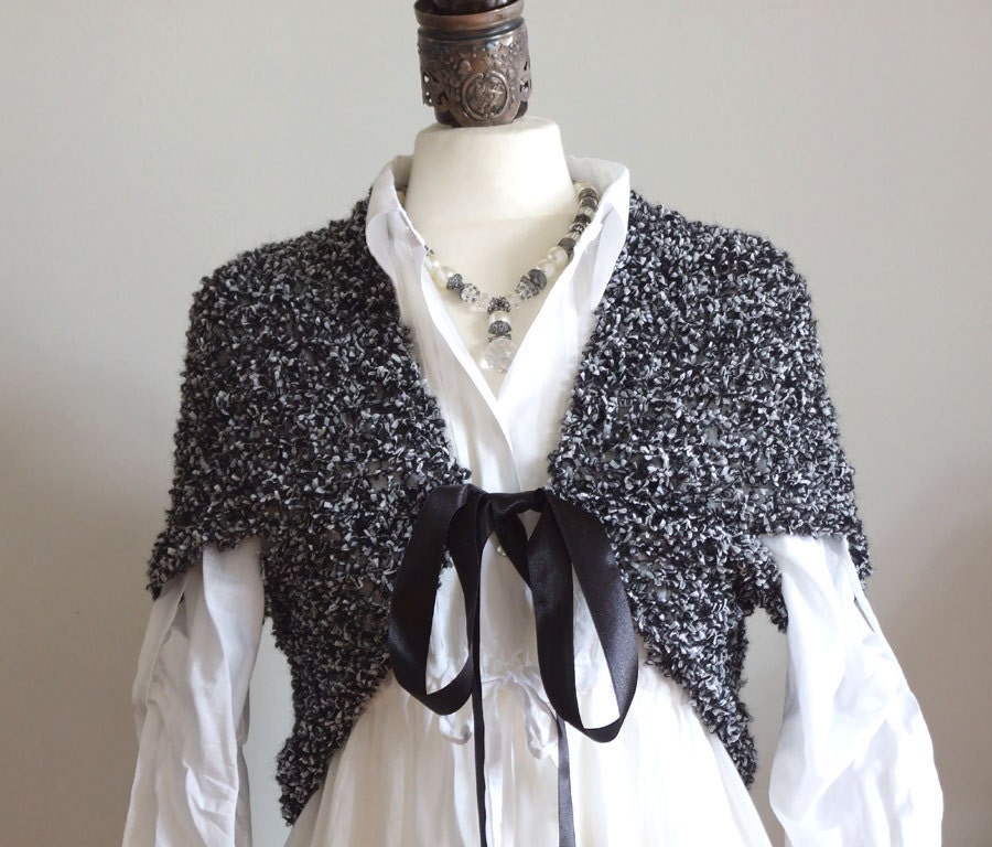 Hand knit shrug in black and white, bolero, vest, spring summer fashion, women and teens, accessories