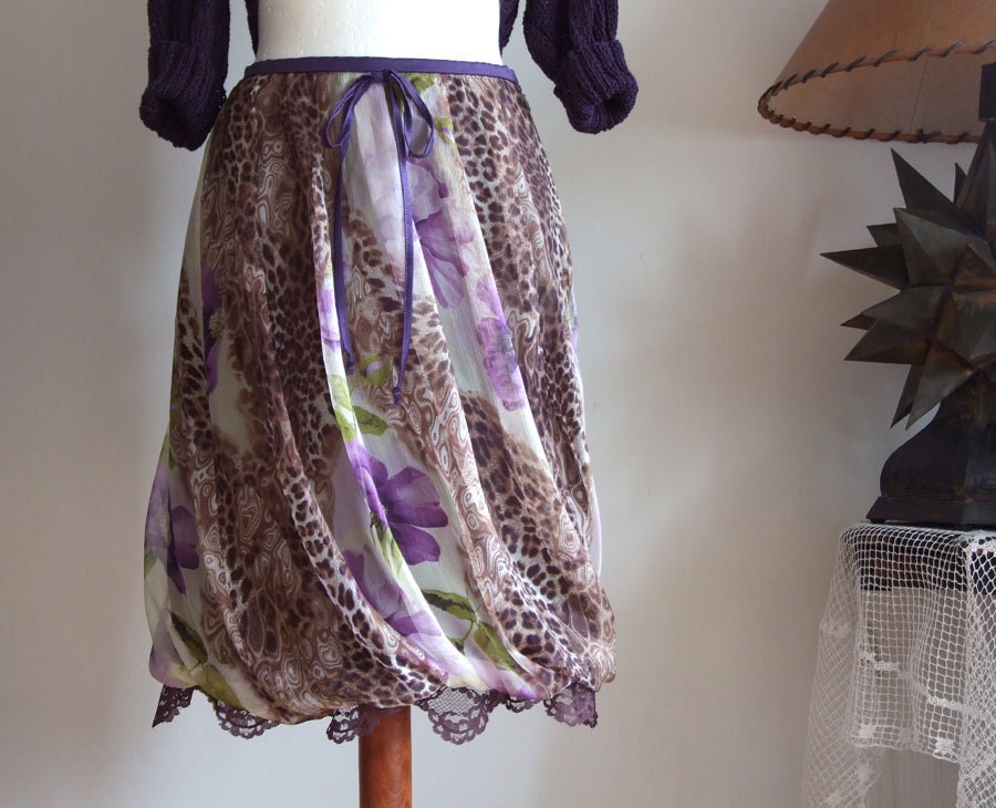 Floral puffy skirt, baloon skirt,  leopard print and tropical jungle flowers  in ribbed silk, summer fashion
