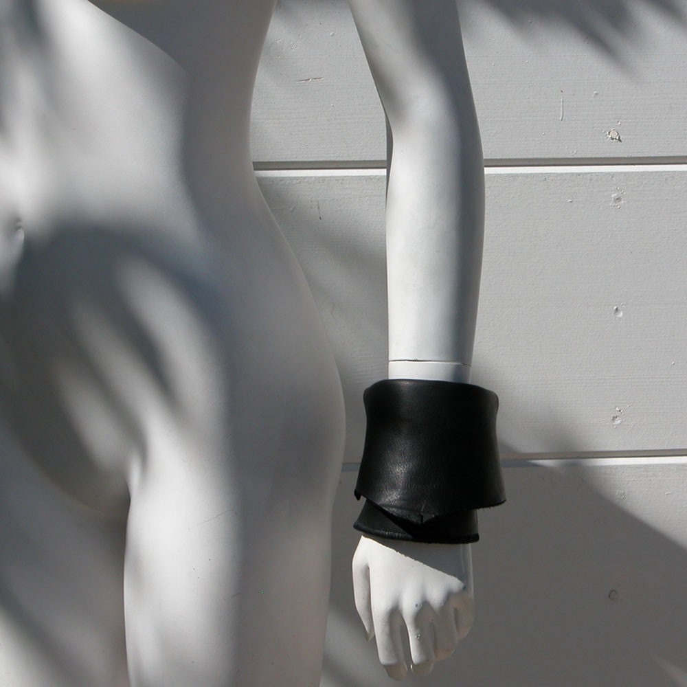 Black Leather Natural Edge Wrist and Belt Bag Made to Order