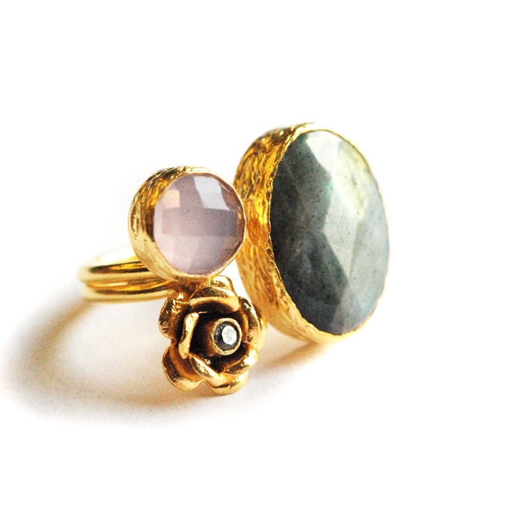 Romance Ring