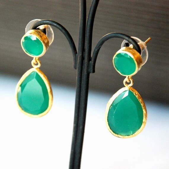 Angelina Jolie Style Green Drop Earrings