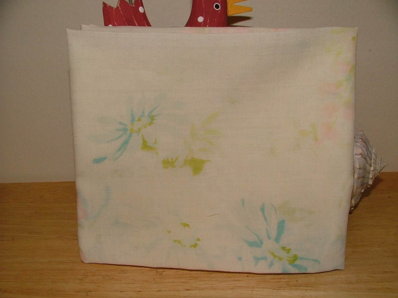 Faintest Floral - Really Fat Quarter