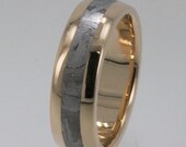 18K Yellow Gold Ring inlaid with Gibeon Meteorite showing a fantastic Widmanstatten pattern - Rings on sale