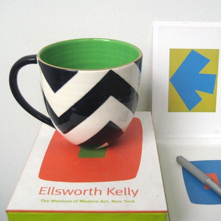 Buckley Chevron Mug in Navy