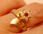 SALE vintage ruby red and clear gemstones flowery gold bypass ring