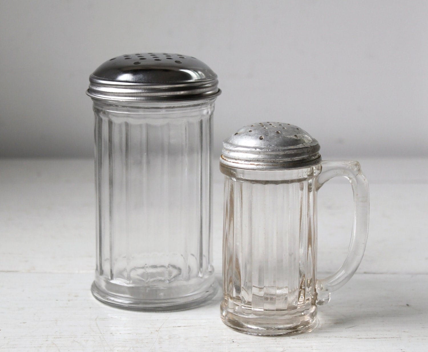 vintage sugar and cinnamon shaker set / 2 by