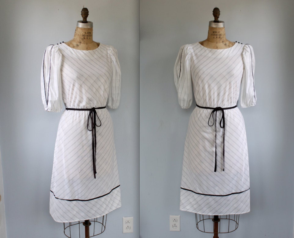 vintage daydress. Size small. White with black pinstripes and shoulder buttons. Retro secretary dress / the DESK LUNCH dress