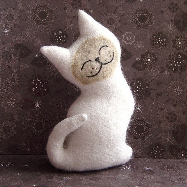 Moonflower Cat