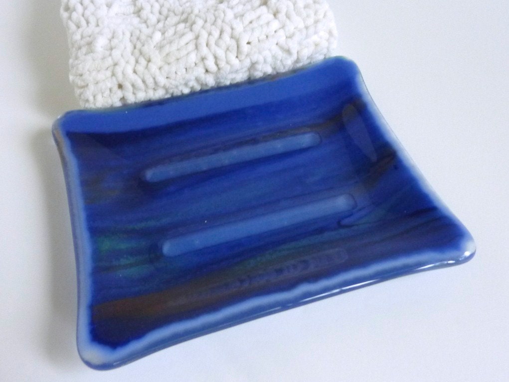 Large Soap Dish in Streaky Blue Glass