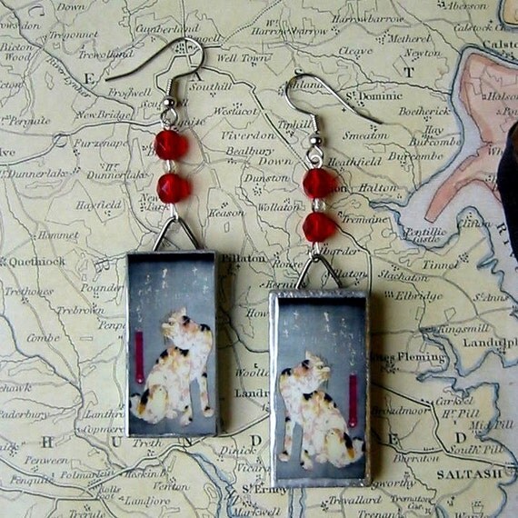 Good Luck Cat MANEKI NEKO - Japanese ART Czech BEADED EARRINGS and Pendant NECKLACE Set
