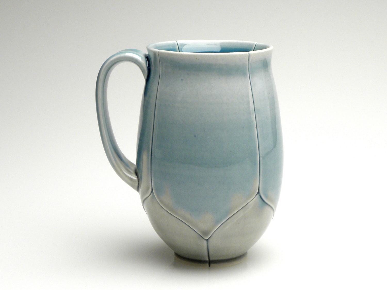Blue and Grey Large Latte Coffee Mug - Lotus Style, 14 Ounce
