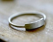 Modern silver rectangle ring (E0221)