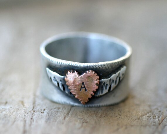 Winged Heart Ring with personalized monogramed initials E0282