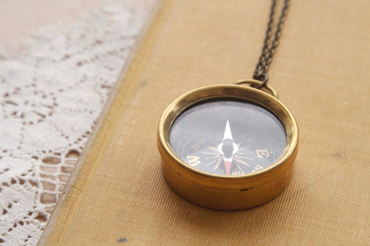 dream a dream - compass necklace.