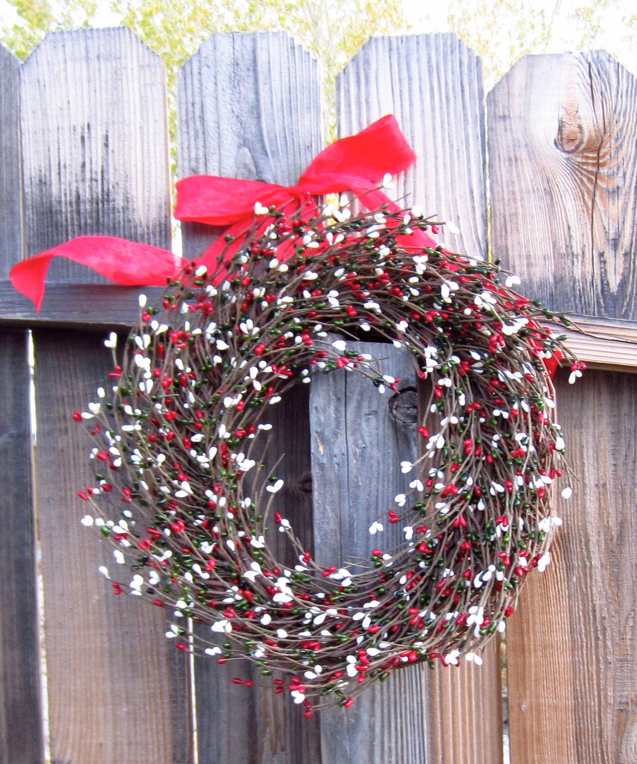 Christmas Berry Wreath - Door Wreath - Door Decor