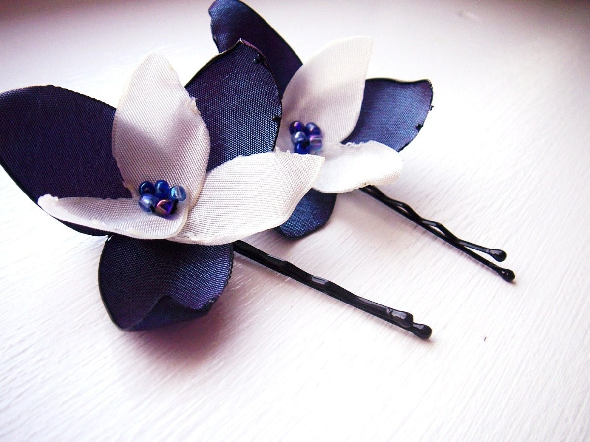 LAST SET - Night by the sea - 2 navy blue and ivory tafetta hair pins . spring summer design by MGMart
