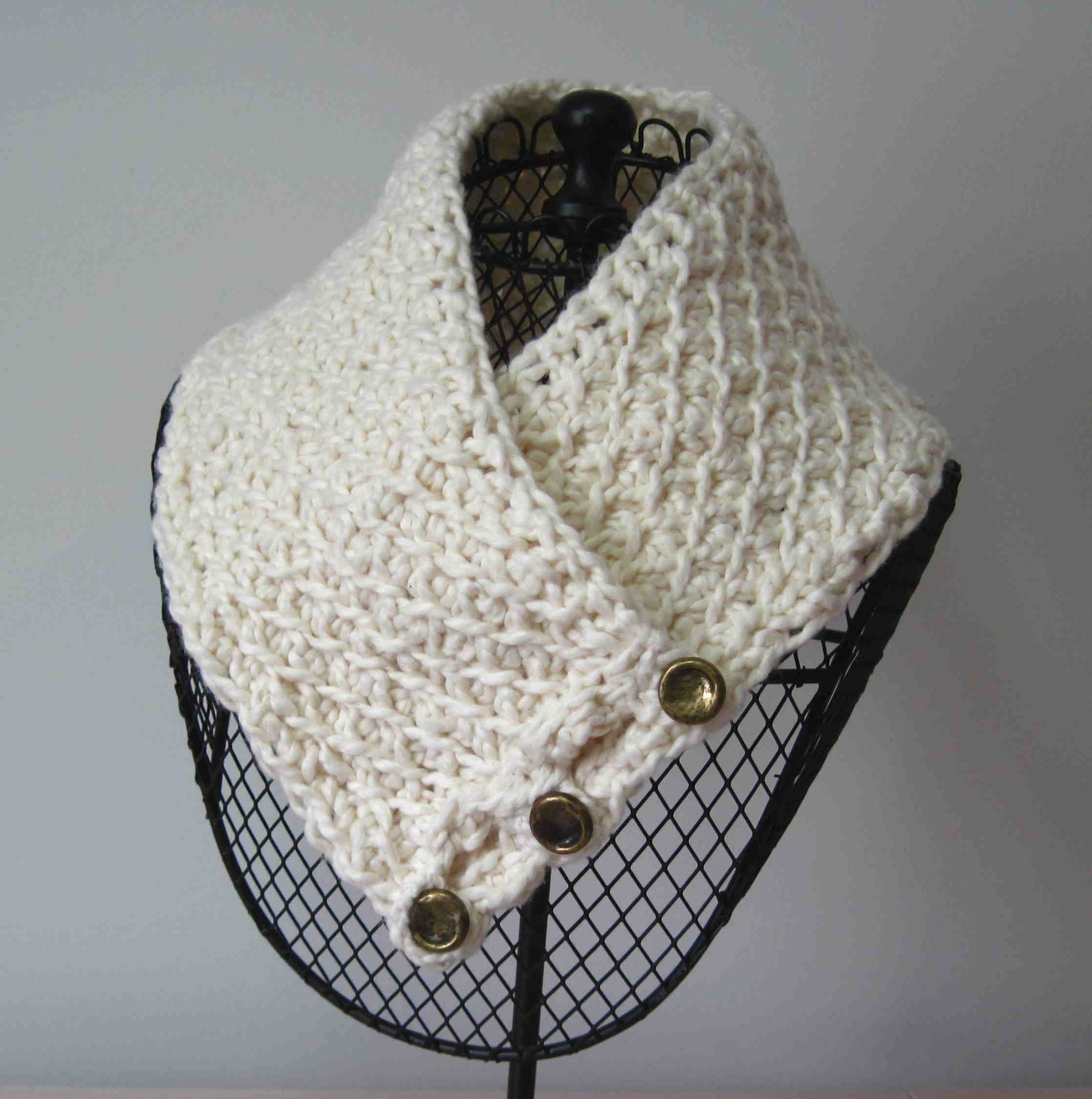 SALE Vanilla Cream Organic Cotton Cowl