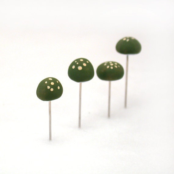 Forest Green Mushrooms Set of (4) Sewing Pins, Terrarium Decor, Pincushion Accessories Made To Order