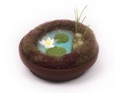 Mini Water Garden Pincushion - Home Decor Lily Pad Lotus Scene Wool Nature Display