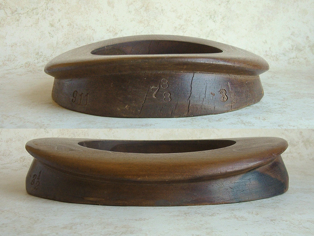 Antique Early 1900s Hatters CURLED WESTERN Wood Block Tool Large BRIM Millinery