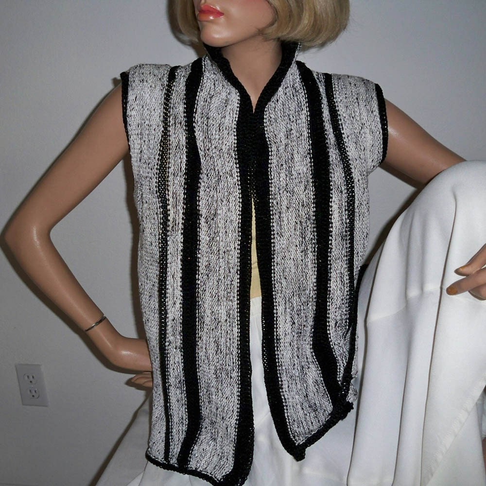 VEST - with a little swing in the back