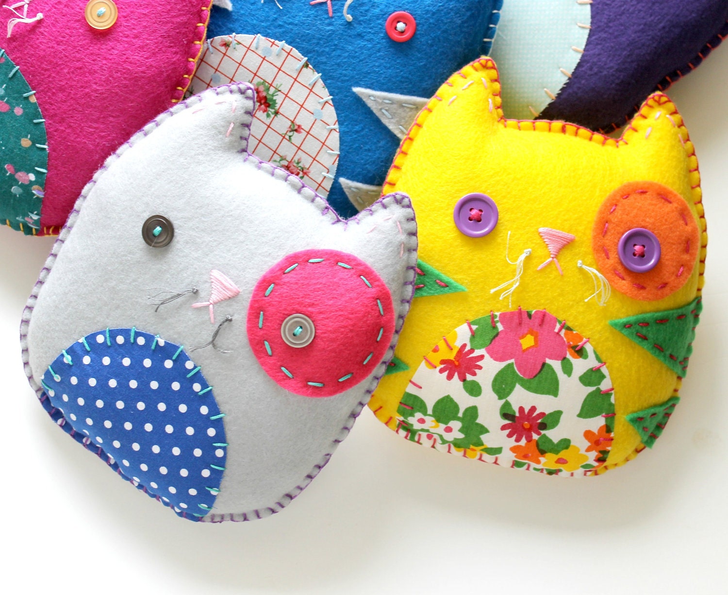 Wholesale Lot of 6 Felt Kitty Cat Plush Toys Softies Stuffed Animal Party Favors Gifts