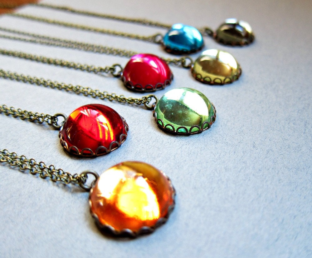 Vintage Colorful round cab necklace, CHOOSE YOUR COLOR, unique jewelry, mirror like, simple modern necklace
