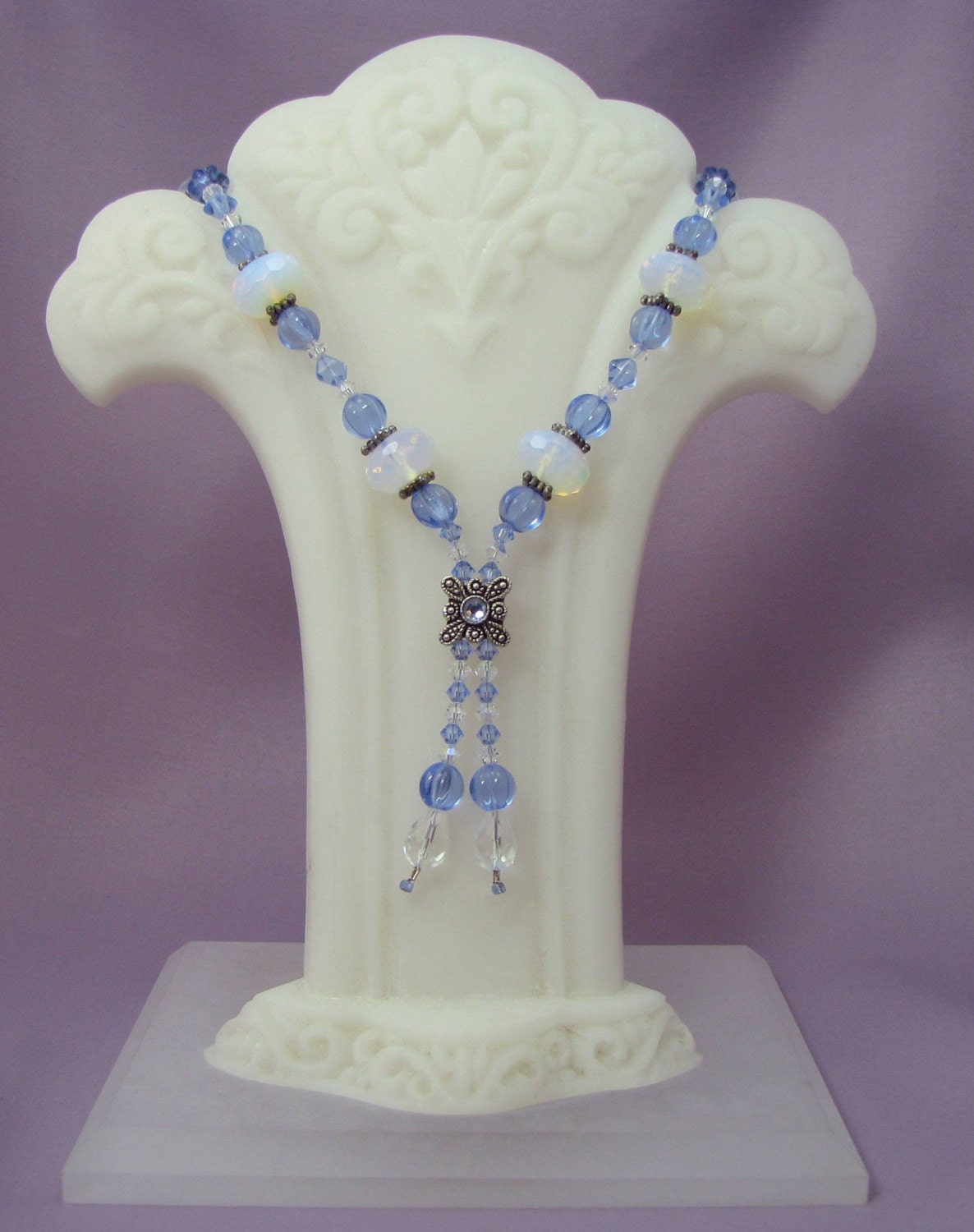 Light Blue and Moonglow   HSN1020