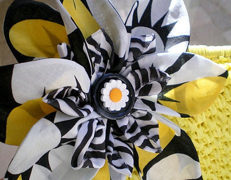 15% COUPON SALE, Vintage, altered couture, framed straw purse, clutch, purse, yellow, chain handle, fabric flower, black and white,