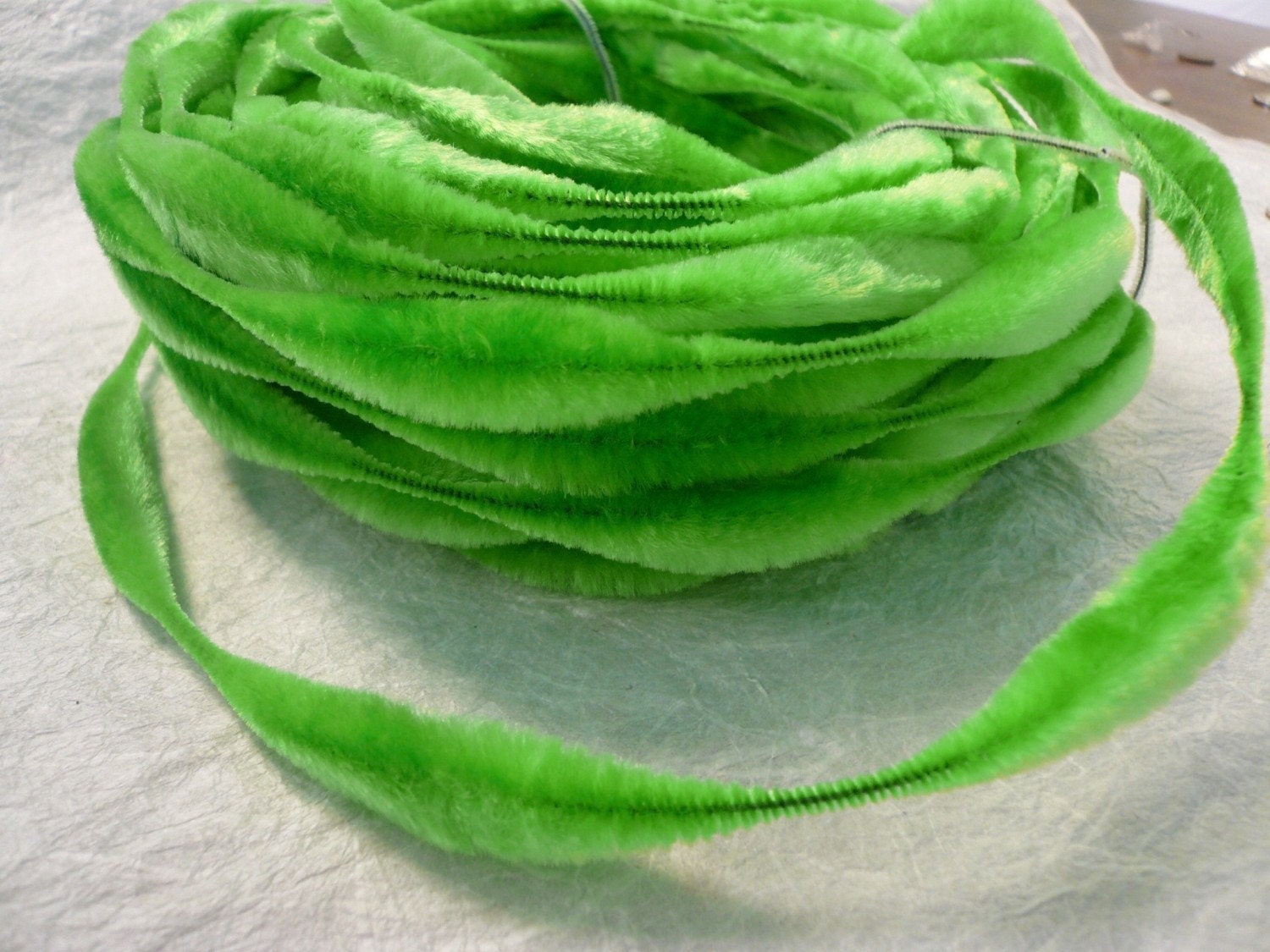 Vintage Kelly Green Bump Chenille NOS 1 yard