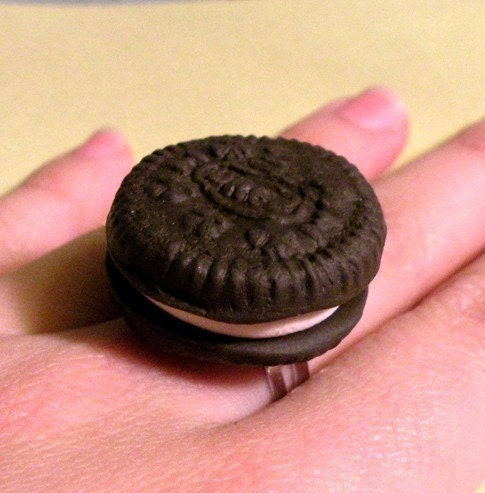 Oreo Cookie Ring