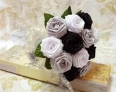 Origami Black and White Rose Bouquet (1 Dozen Gift Wrapped)