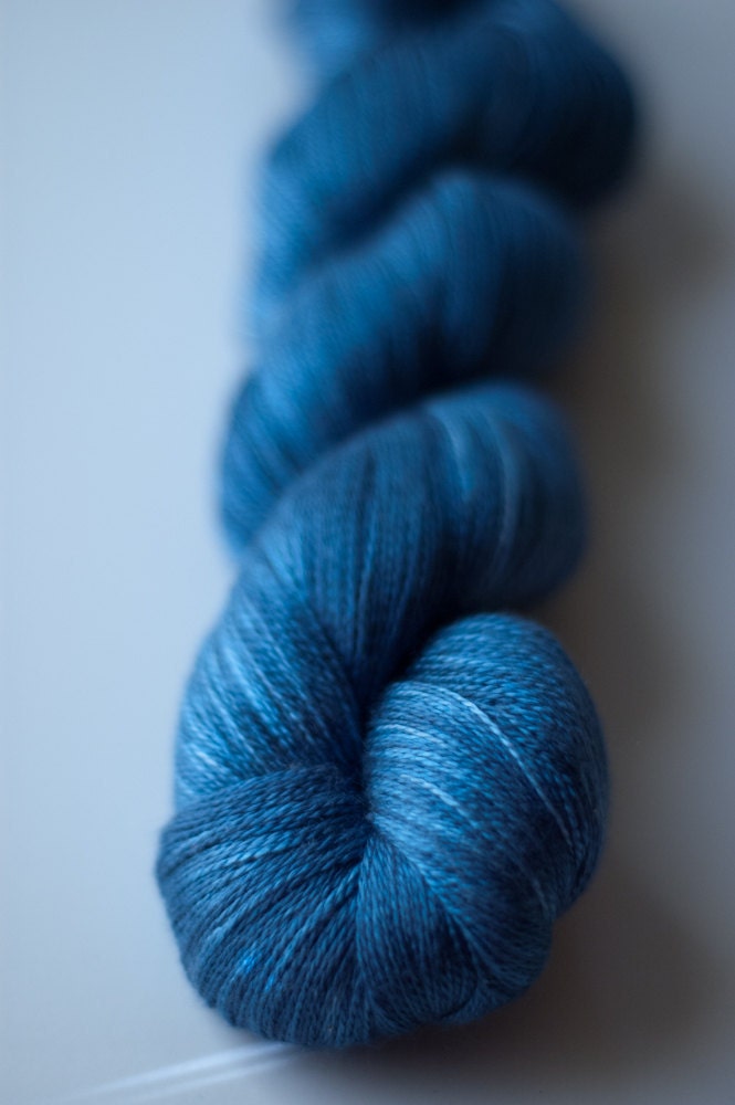 silk lace yarn - ocean