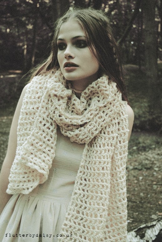 A fairy Shawl in Cream