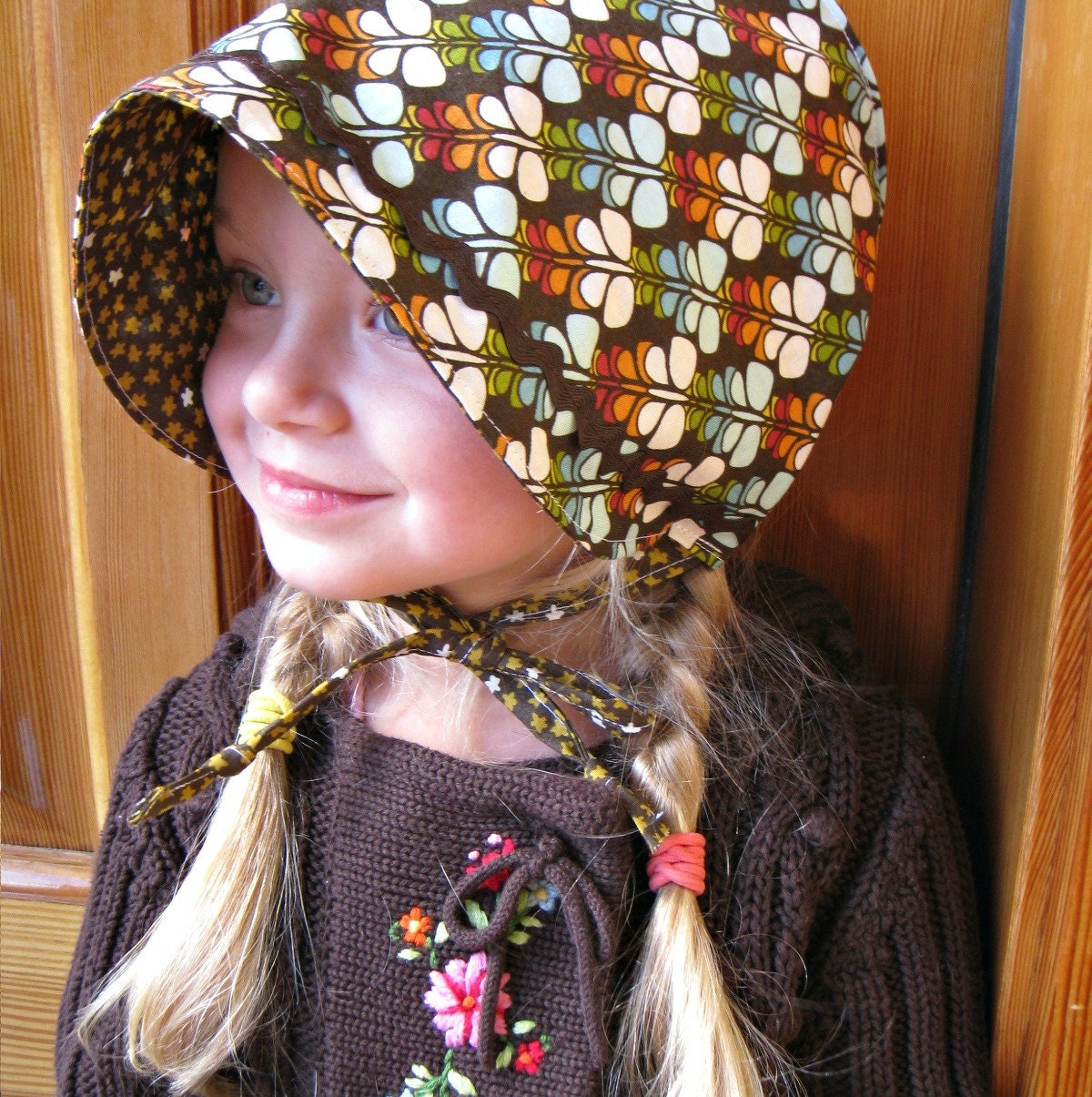 Organic Reversible Cotton Bonnet - Limited Edition - Across the Pond Variegated Butterflies