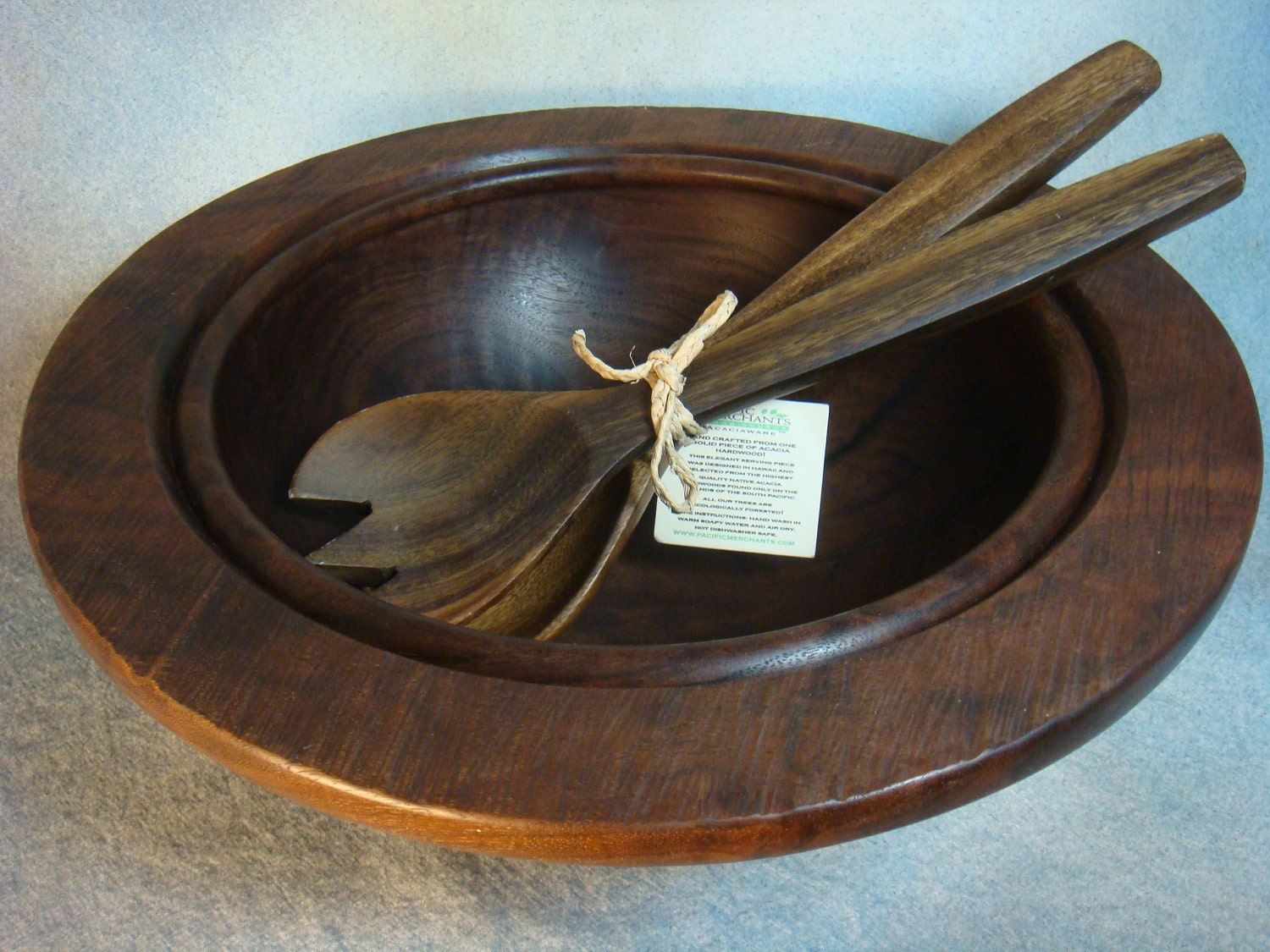Walnut Salad Bowl With Serving Utensils