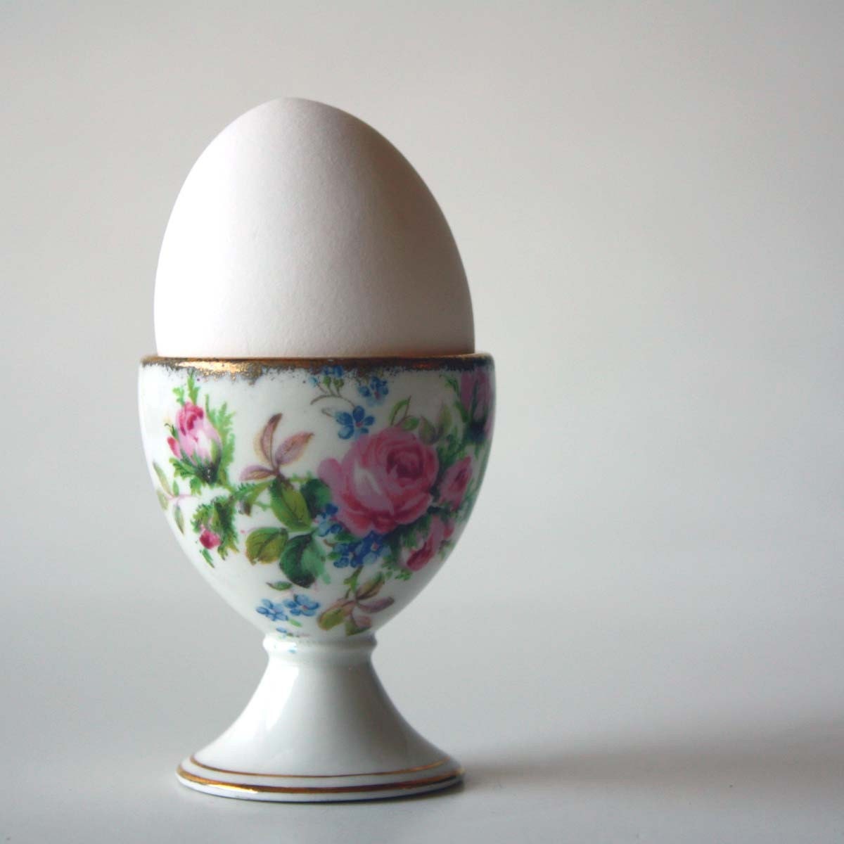 royal albert bone china egg cup with rose design by royal albert bone china egg cup with rose design by