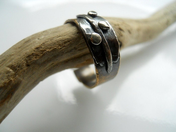 ON SALE - Morning Dew Feather Relic Ring - Sterling Silver and Brass - Size 7.5 -  OOAK