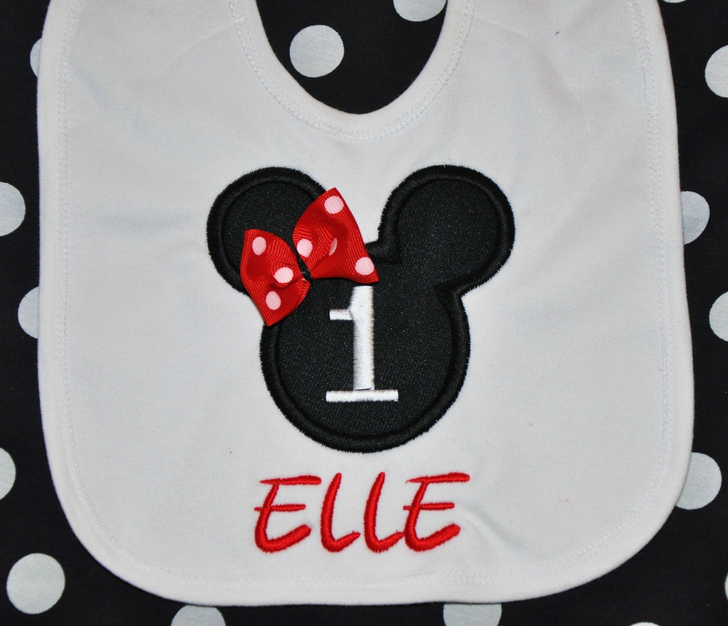 Personalized, Large Head, MINNIE Mouse Bib, Red, Hot Pink, and Light  Pink Disney Partyware,  by Gingham Bunny Embroidery