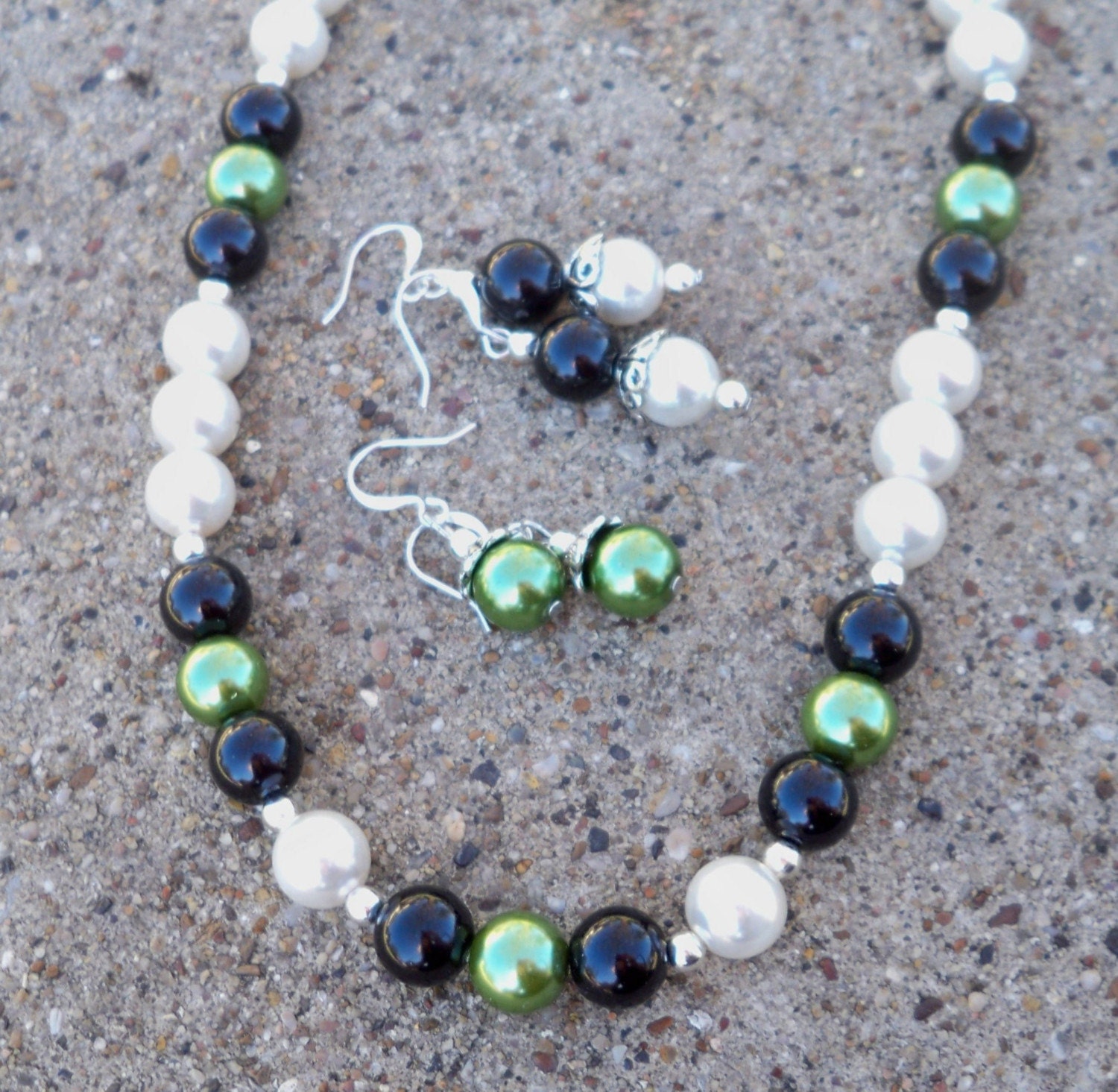 A Few of my Pearls Necklace with 2 pairs of Earrings