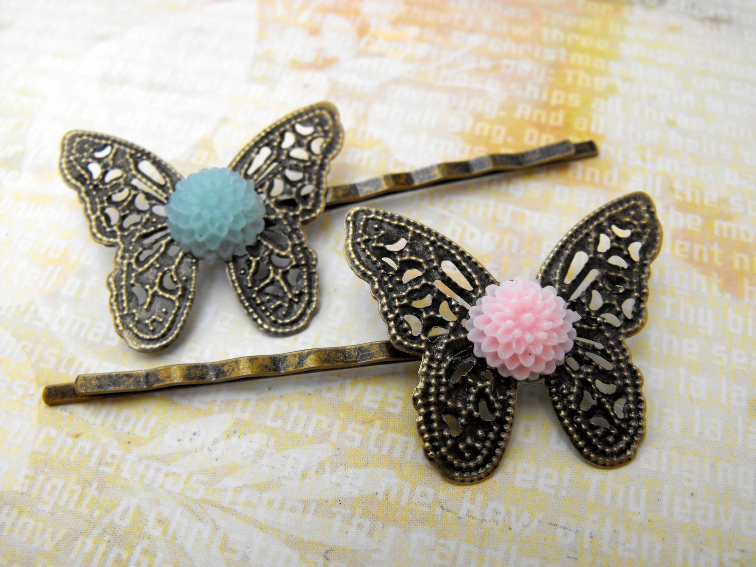 Bobby Pins - Vintage Style Antique Brass Bobby Pin Butterflies with Resin Mum Cabochon