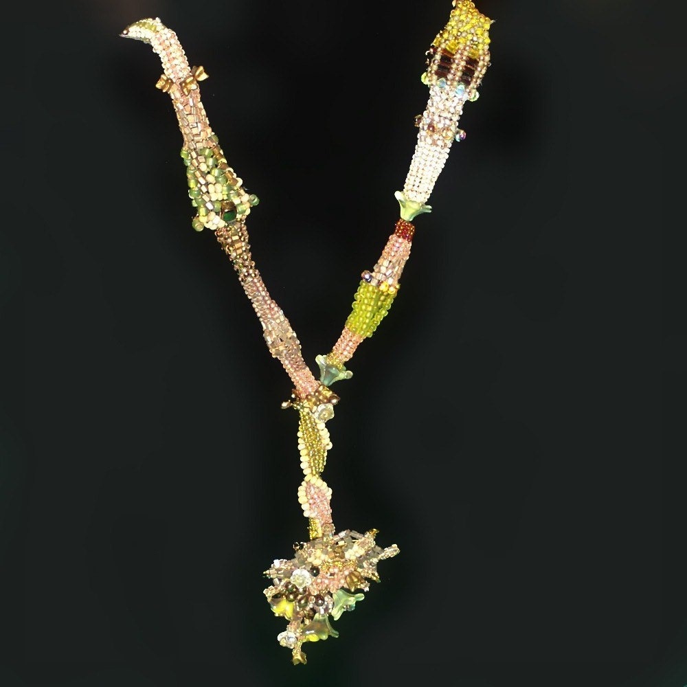 Twist and Shout Beadwoven  Necklace