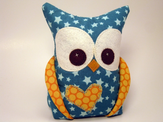 Owl Bookend Riley Blake blue star fabric Yellow Heart