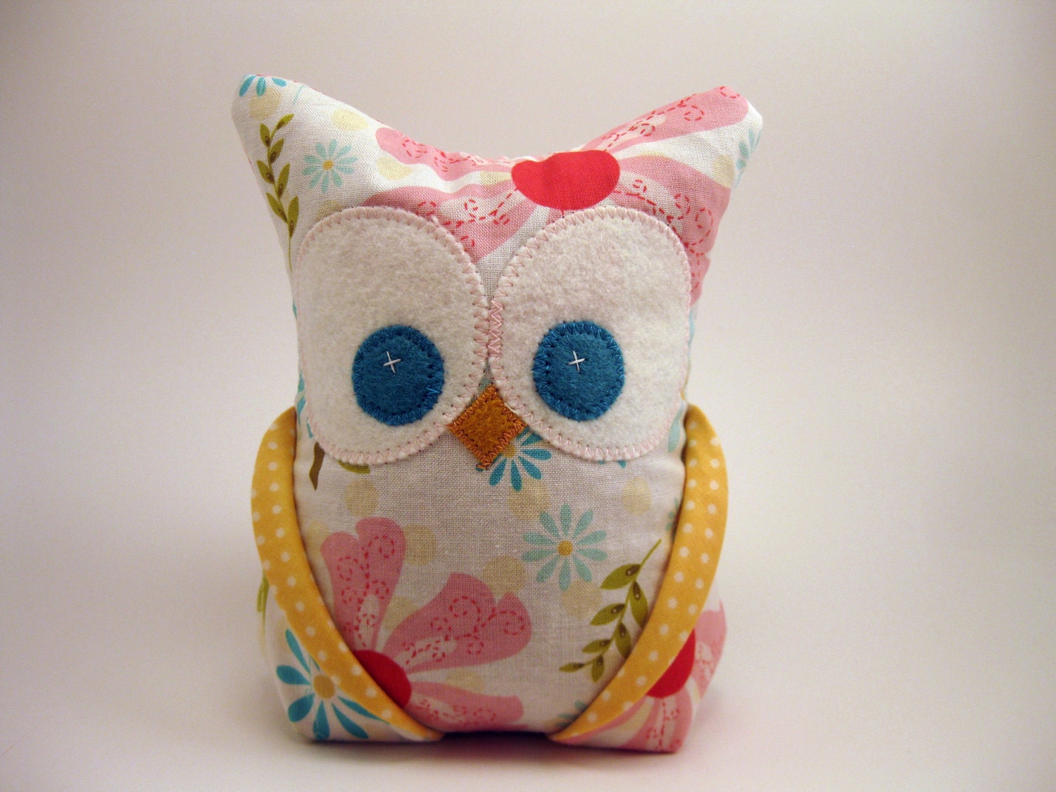 I Sew Lucky Owl Bookend / doorstop/ paperweight Riley Blake fabric