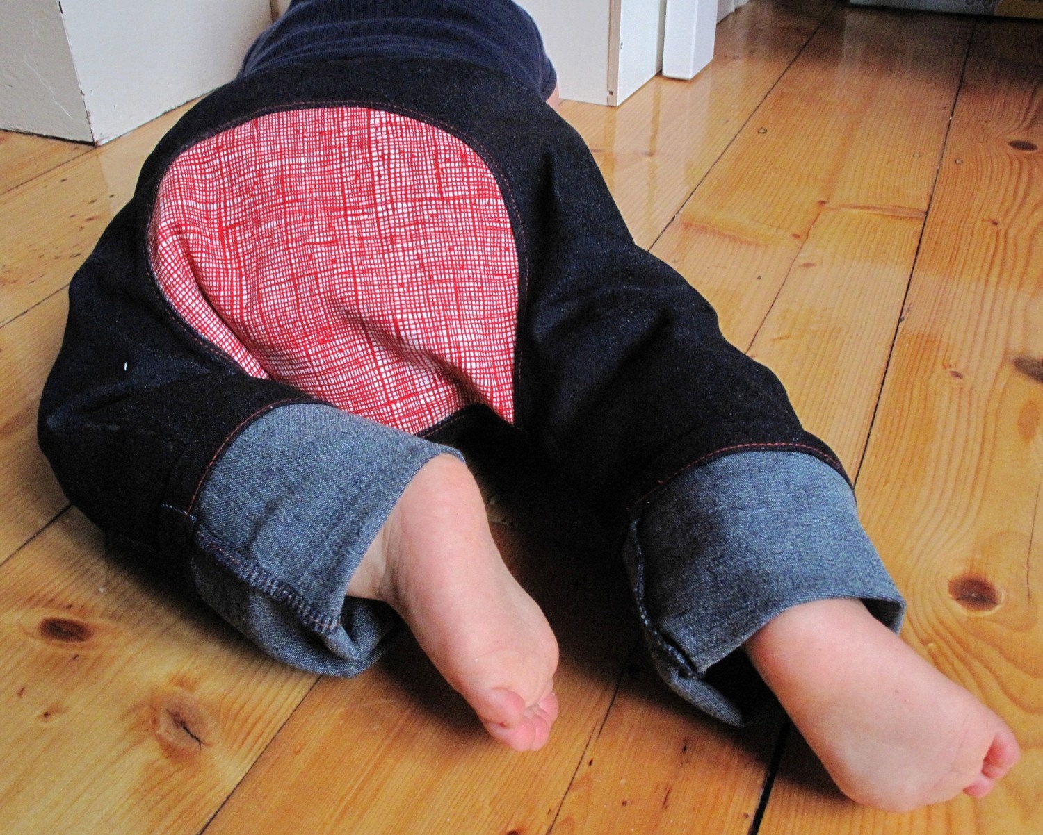 Skinny red denim jeans