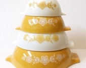 Vintage Butterfly Gold Pyrex Cinderella Mixing Bowl Set - Golden Butterfly Pattern
