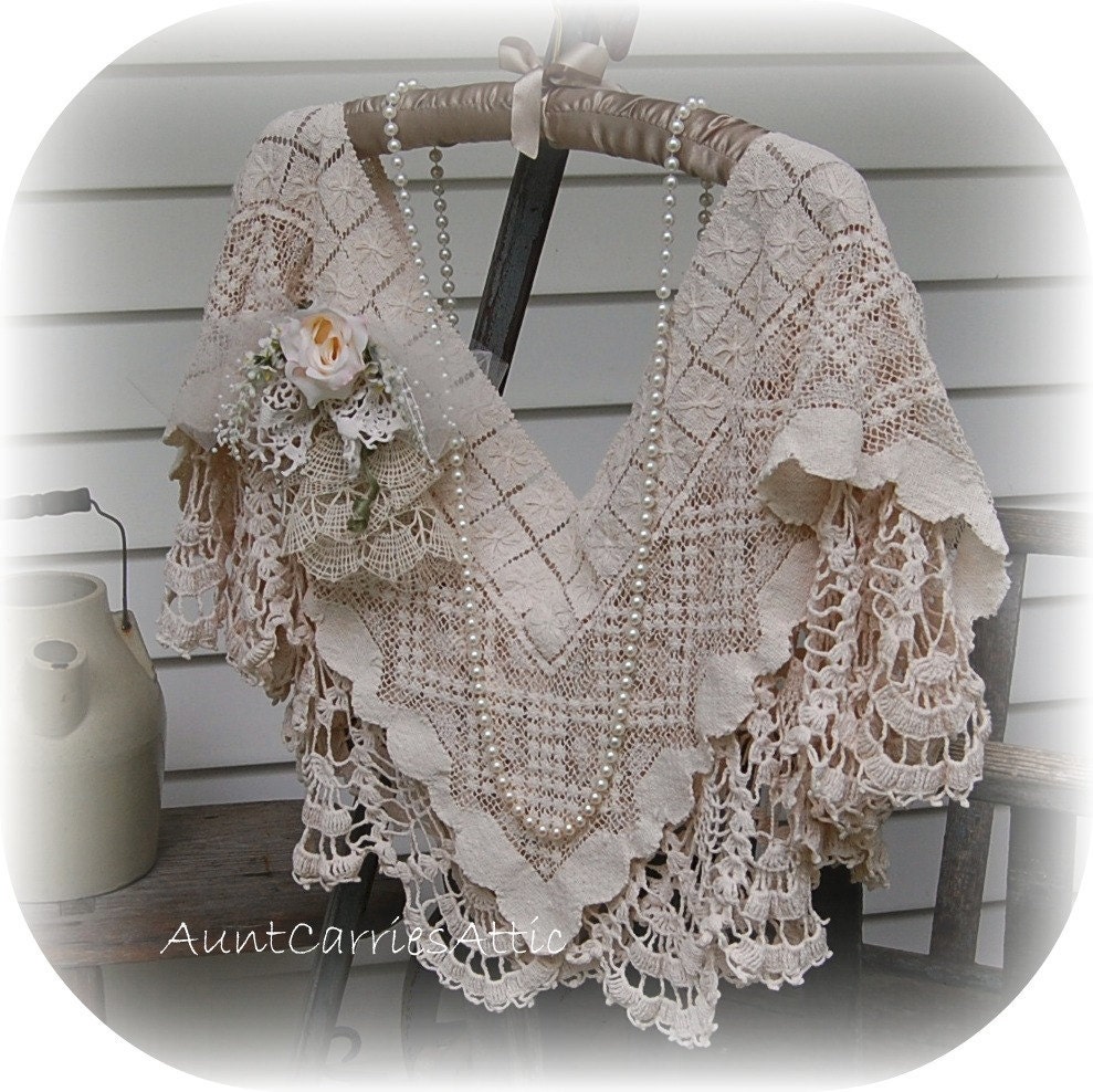 Vintage Lace Shawl High Fashion Renaissance Tea Party